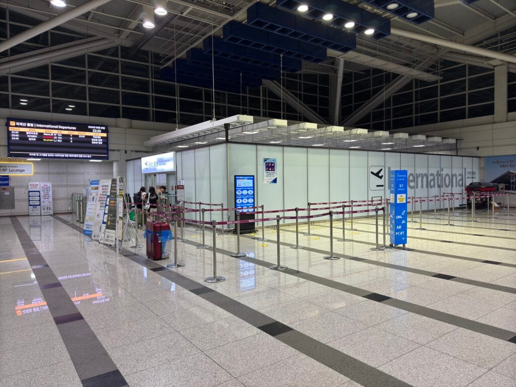 [飛行體驗] 易斯達航空 Eastar Jet ZE781 清州國際機場(CJJ)-台北桃園(TPE)