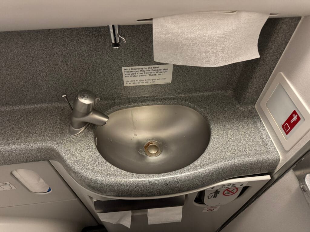 [飛行體驗] 易斯達航空 Eastar Jet ZE781 清州國際機場(CJJ)-台北桃園(TPE)