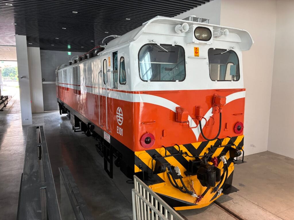 [景點攻略] 苗栗 火車頭園區(苗栗鐵道文物展示館) 參觀體驗