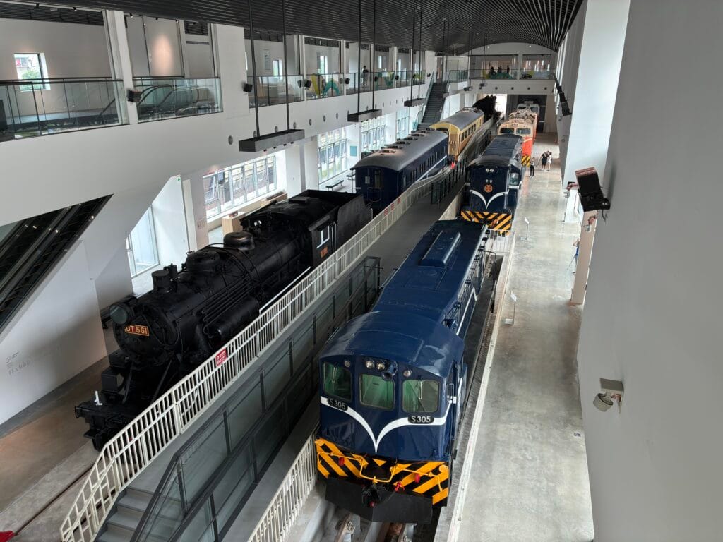 [景點攻略] 苗栗 火車頭園區(苗栗鐵道文物展示館) 參觀體驗