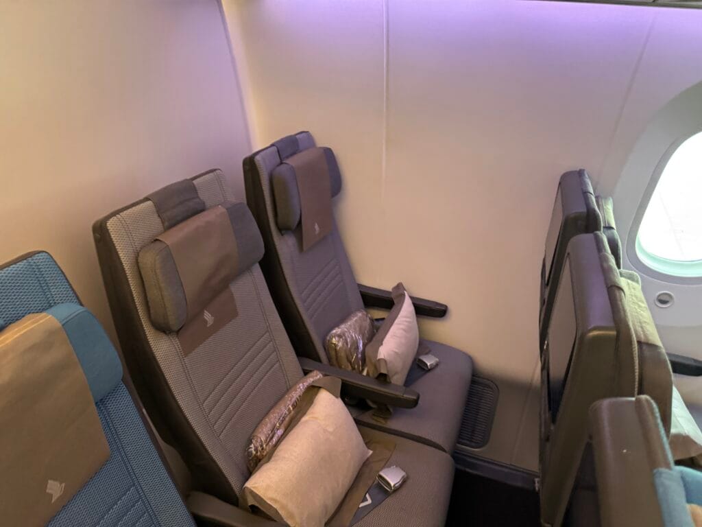 [飛行體驗] 新加坡航空 Singapore Air SQ879/SQ312 桃園(TPE)-新加坡(SIN)-倫敦(LGW)