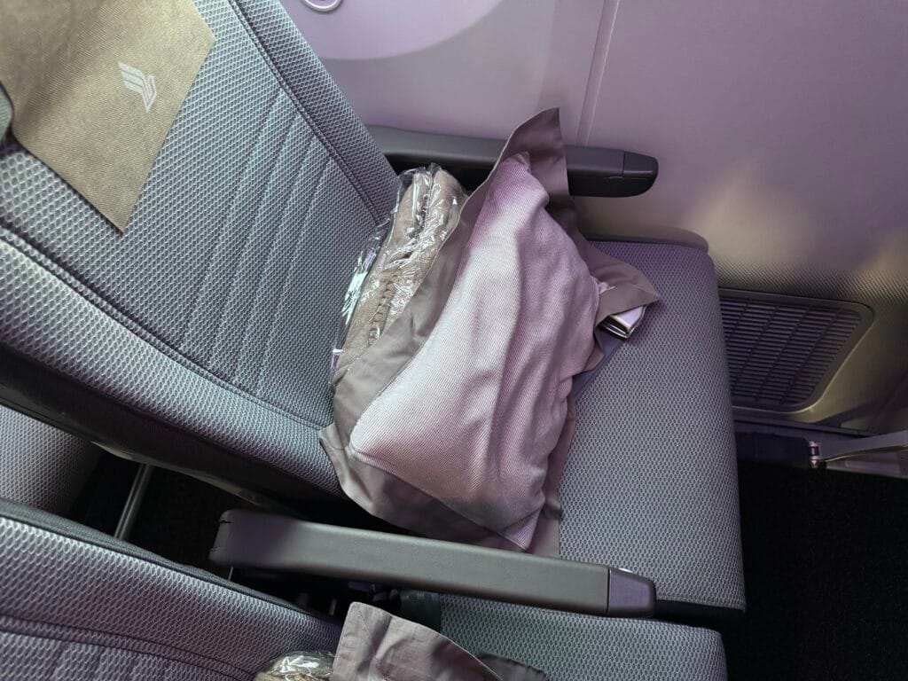 [飛行體驗] 新加坡航空 Singapore Air SQ879/SQ312 桃園(TPE)-新加坡(SIN)-倫敦(LGW)