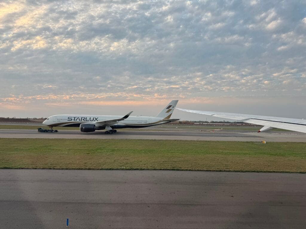 [飛行體驗] 新加坡航空 Singapore Air SQ879/SQ312 桃園(TPE)-新加坡(SIN)-倫敦(LGW)