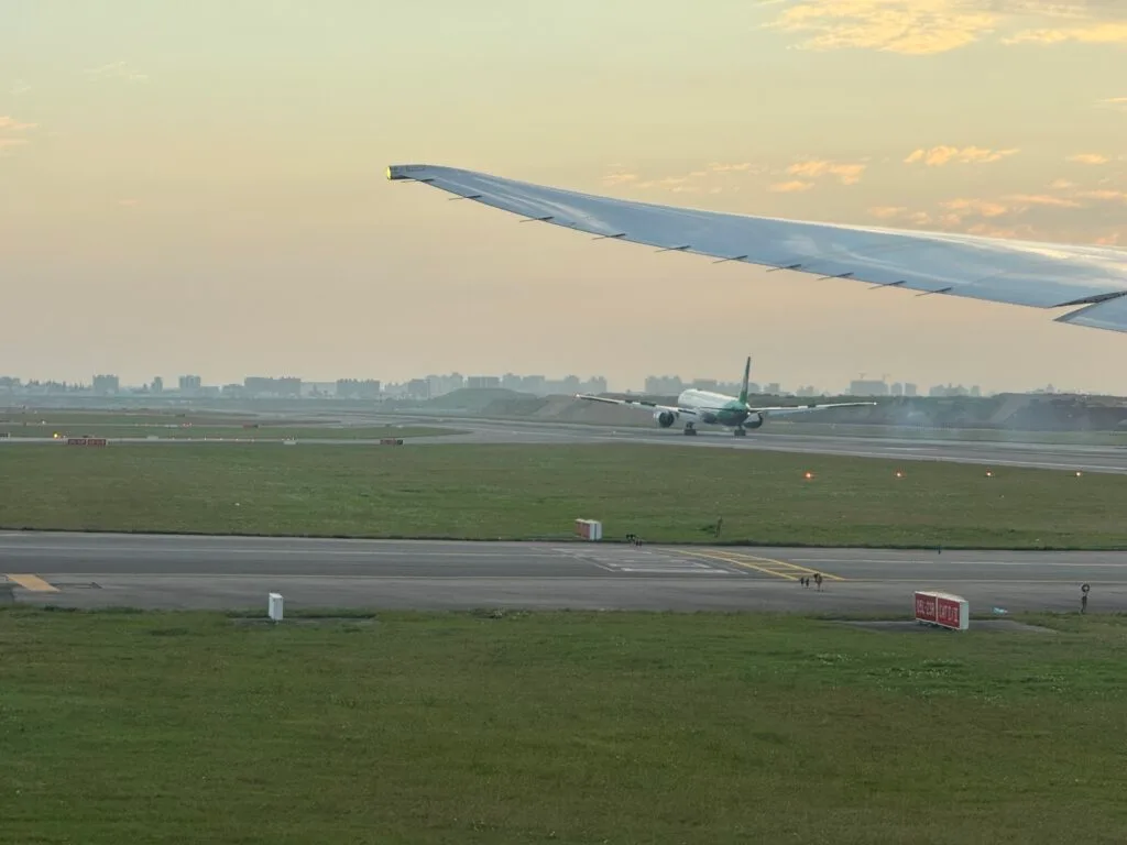[飛行體驗] 新加坡航空 Singapore Air SQ879/SQ312 桃園(TPE)-新加坡(SIN)-倫敦(LGW)