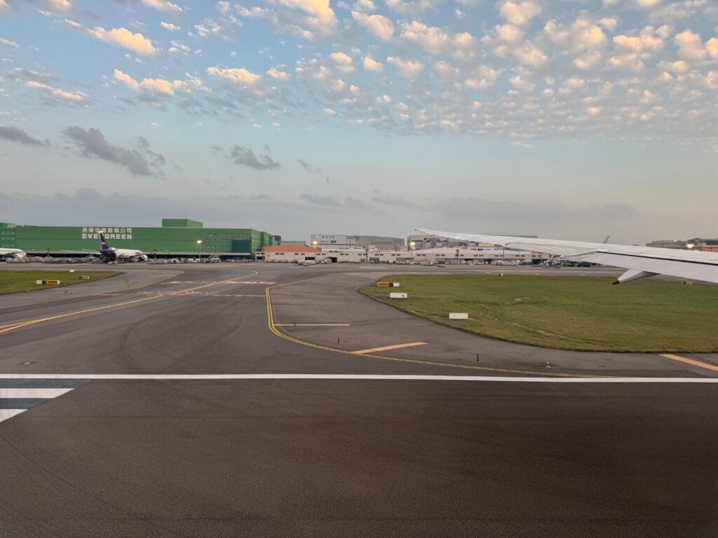 [飛行體驗] 新加坡航空 Singapore Air SQ879/SQ312 桃園(TPE)-新加坡(SIN)-倫敦(LGW)