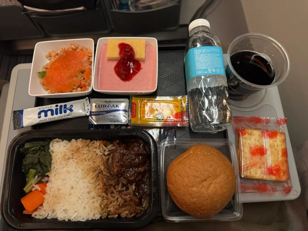 [飛行體驗] 新加坡航空 Singapore Air SQ879/SQ312 桃園(TPE)-新加坡(SIN)-倫敦(LGW)