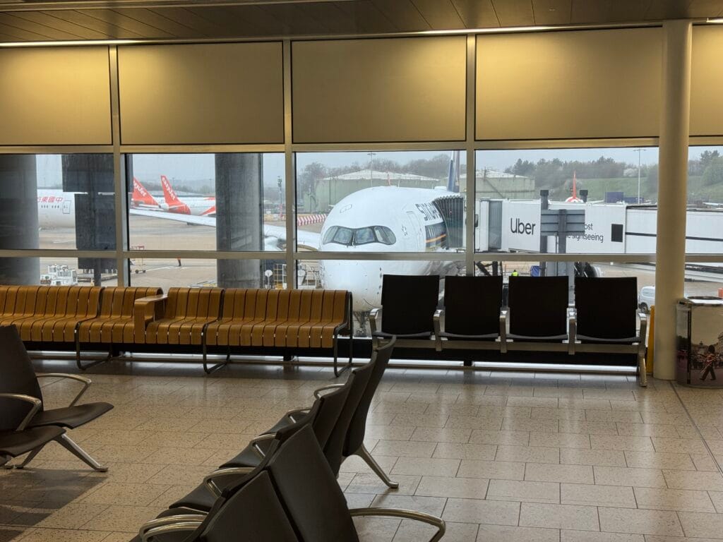 [飛行體驗] 新加坡航空 Singapore Air SQ879/SQ312 桃園(TPE)-新加坡(SIN)-倫敦(LGW)