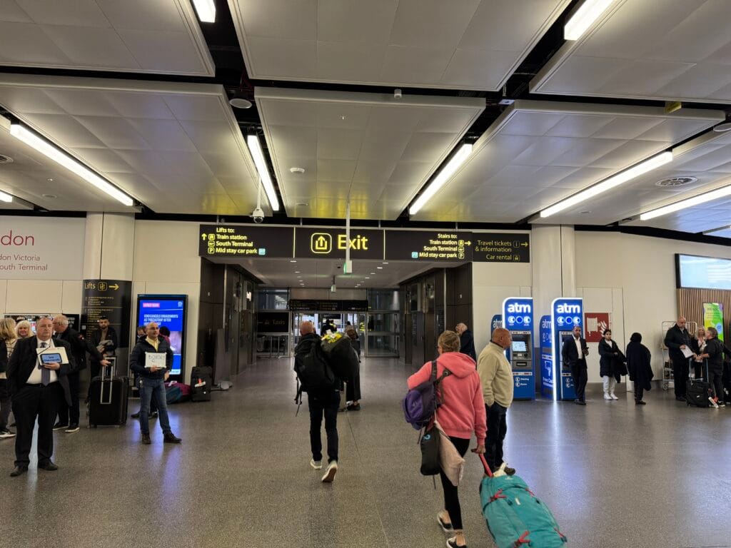 [旅遊交通] 倫敦 蓋威克機場快線(LGW) Gatewick Express