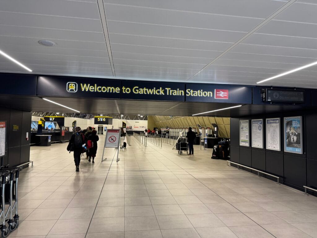 [旅遊交通] 倫敦 蓋威克機場快線(LGW) Gatewick Express