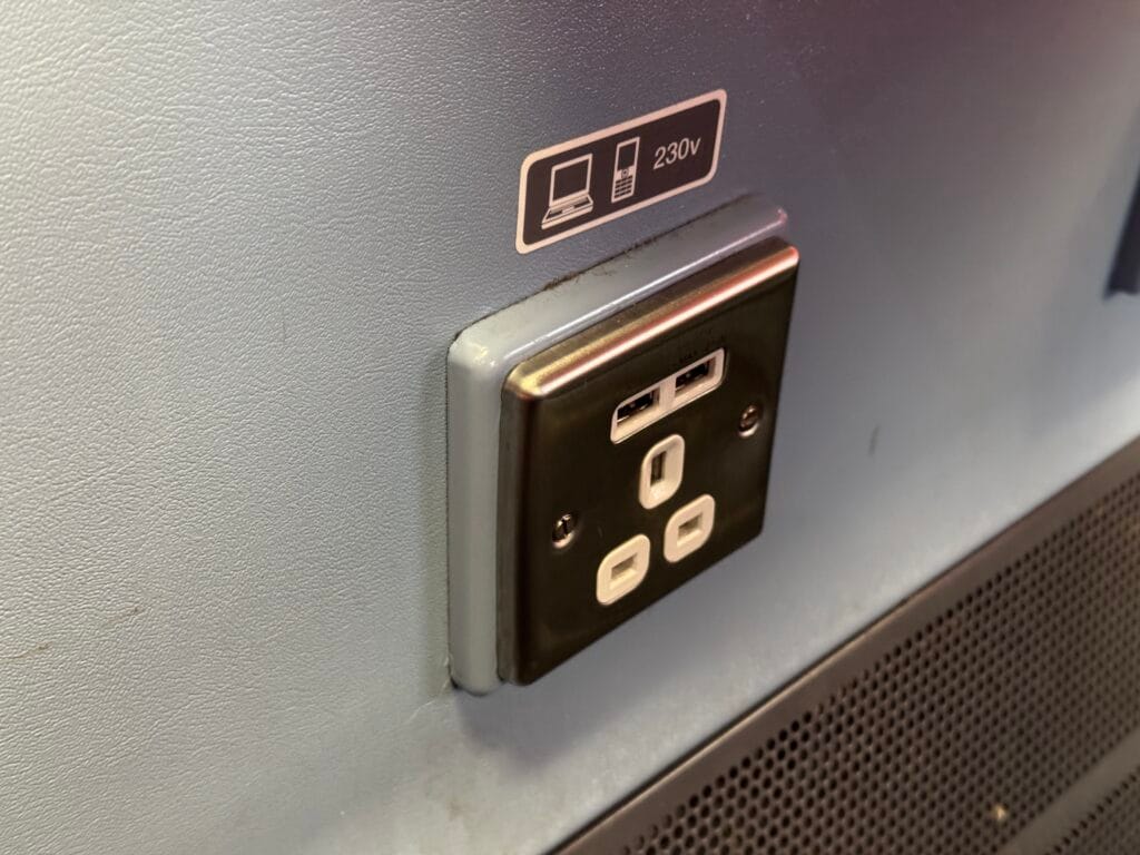 [旅遊交通] 倫敦 蓋威克機場快線(LGW) Gatewick Express