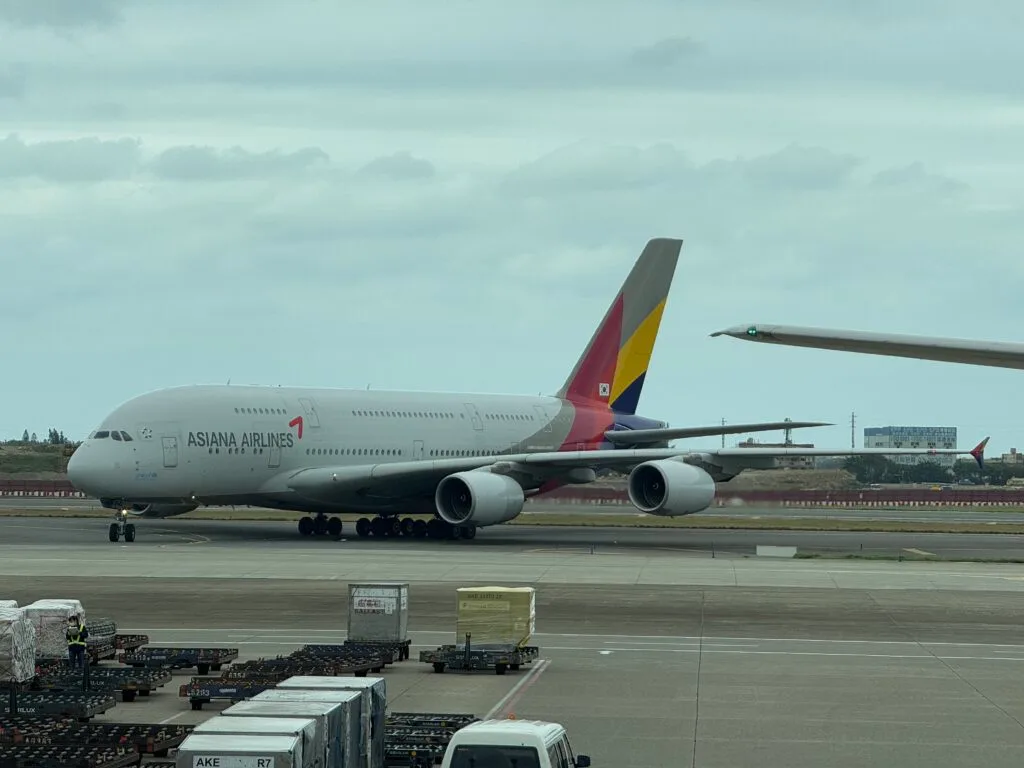 [飛行體驗] 真航空 Jin Air LJ732/LJ265 台北桃園(TPE)-首爾仁川(ICN)-福岡(FUK)