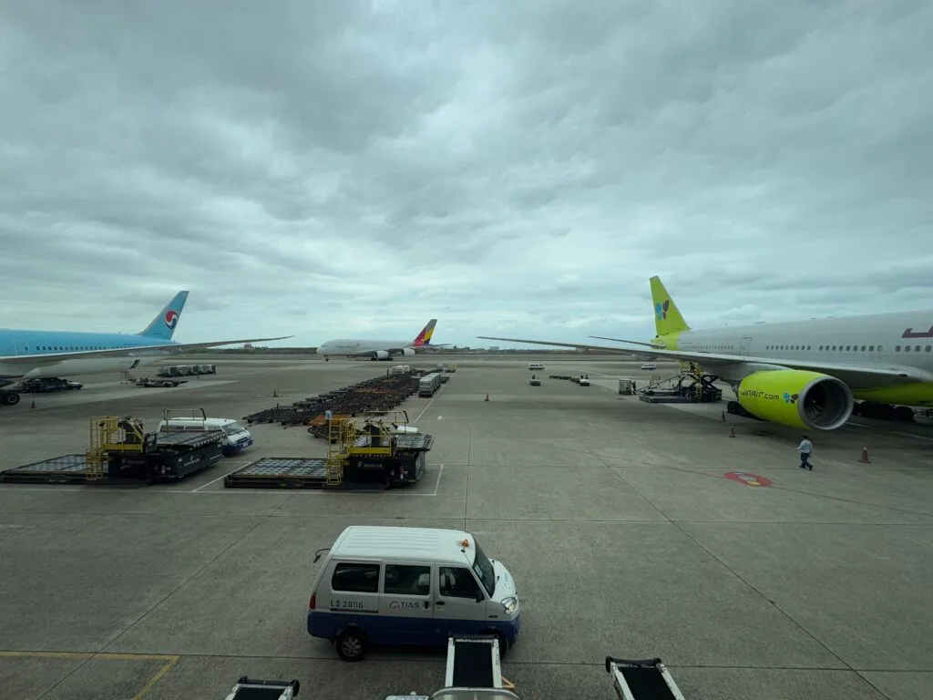 [飛行體驗] 真航空 Jin Air LJ732/LJ265 台北桃園(TPE)-首爾仁川(ICN)-福岡(FUK)