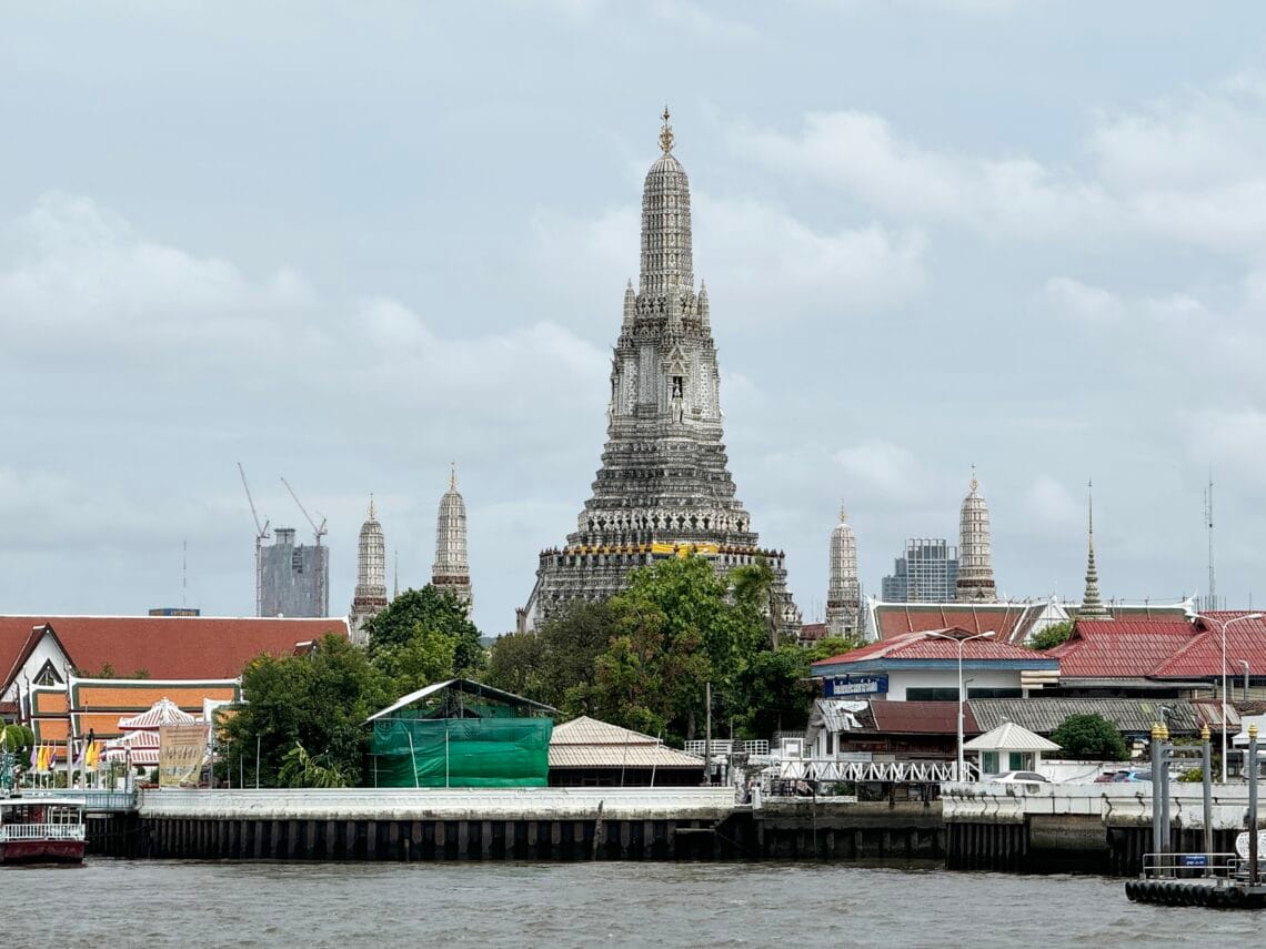 [景點攻略] 泰國曼谷 鄭王廟(黎明寺 Wat Arun) 昭披耶河畔歷史最悠久的建築