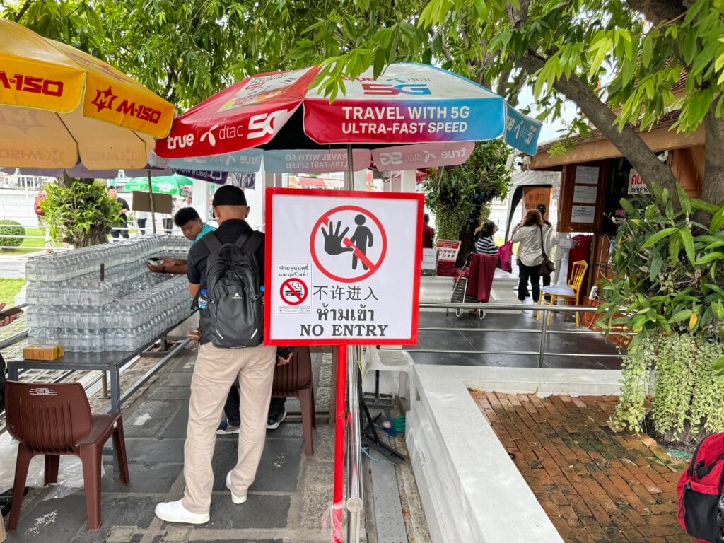 [景點攻略] 泰國曼谷 鄭王廟(黎明寺 Wat Arun) 昭披耶河畔歷史最悠久的建築