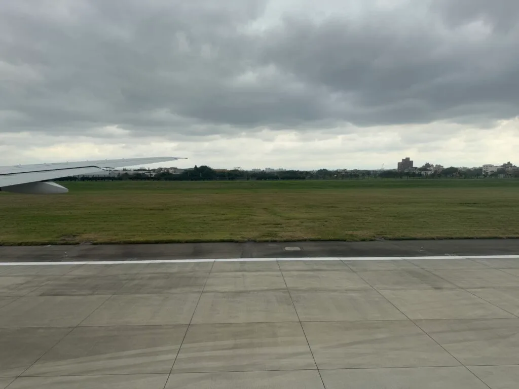 [飛行體驗] 真航空 Jin Air LJ732/LJ265 台北桃園(TPE)-首爾仁川(ICN)-福岡(FUK)
