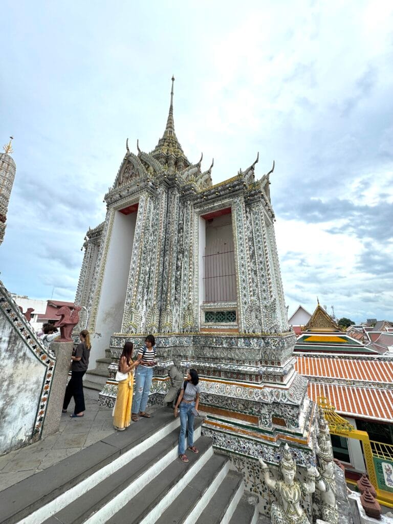 [景點攻略] 泰國曼谷 鄭王廟(黎明寺 Wat Arun) 昭披耶河畔歷史最悠久的建築