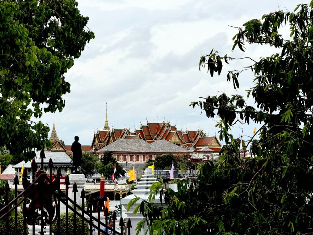 [景點攻略] 泰國曼谷 鄭王廟(黎明寺 Wat Arun) 昭披耶河畔歷史最悠久的建築