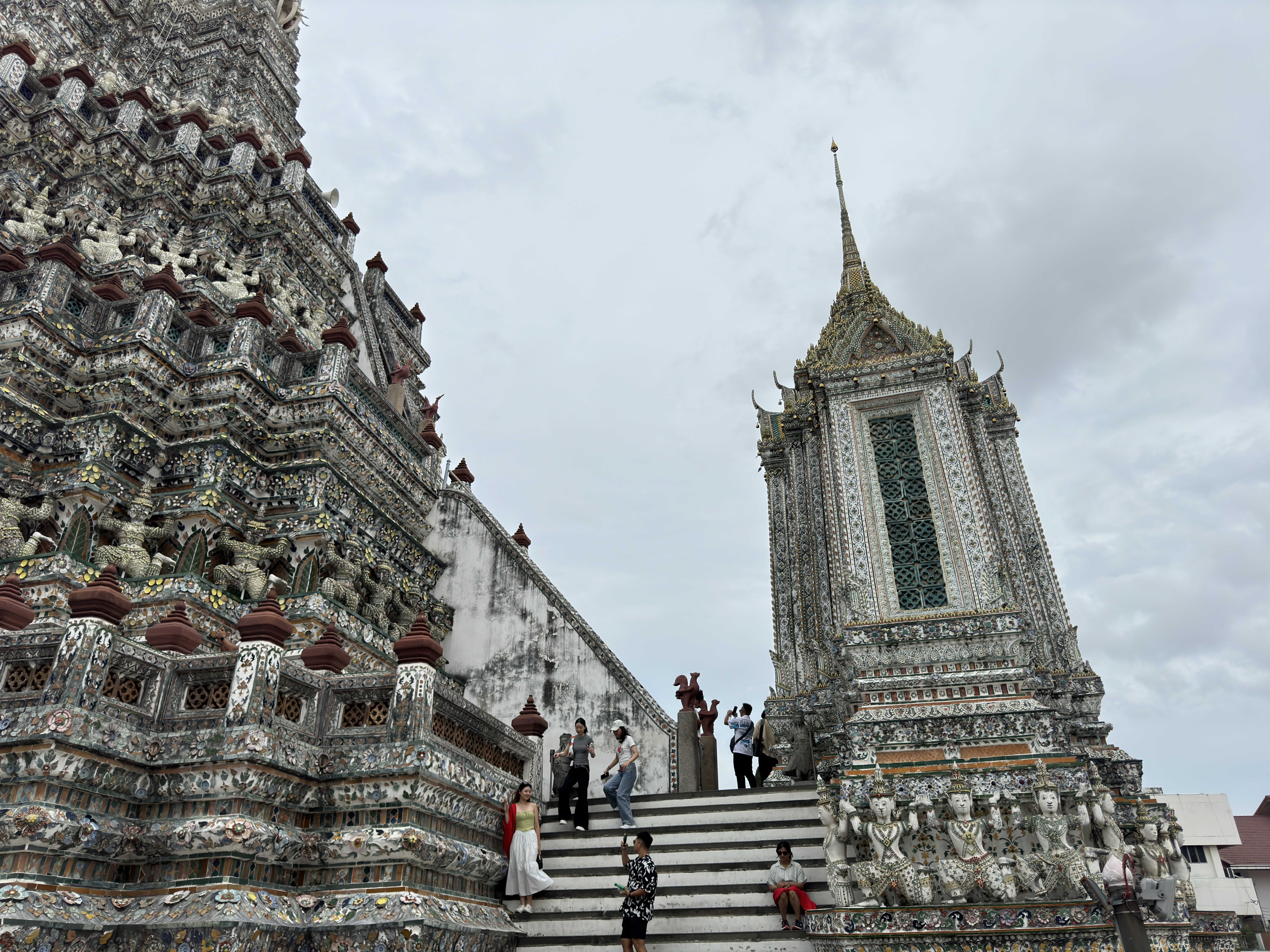 [景點攻略] 泰國曼谷 鄭王廟(黎明寺 Wat Arun) 昭披耶河畔歷史最悠久的建築