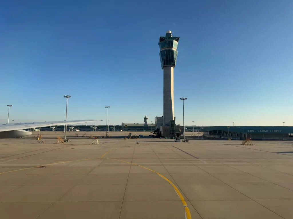 [飛行體驗] 真航空 Jin Air LJ732/LJ265 台北桃園(TPE)-首爾仁川(ICN)-福岡(FUK)