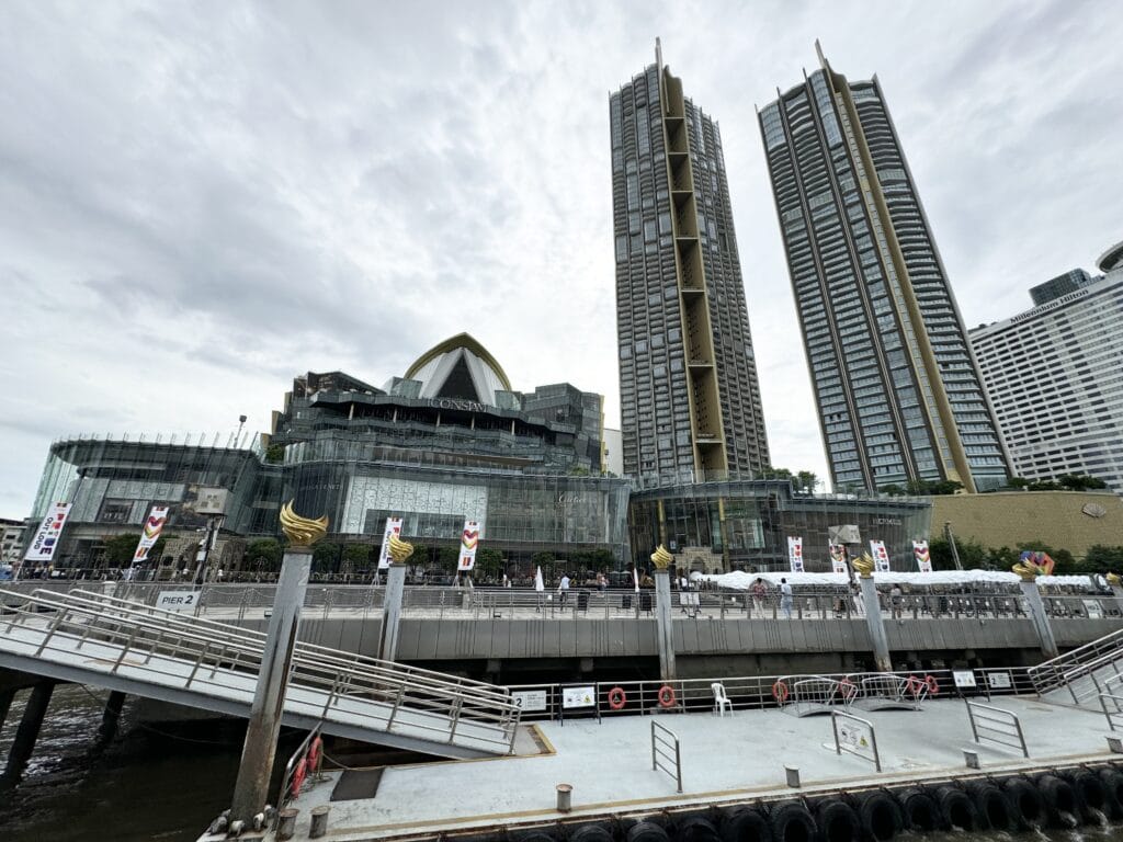 [旅遊交通] 泰國曼谷 昭披耶河(湄南河)搭船全攻略：搭船探索曼谷的魅力 CHAO PHRAYA BOAT