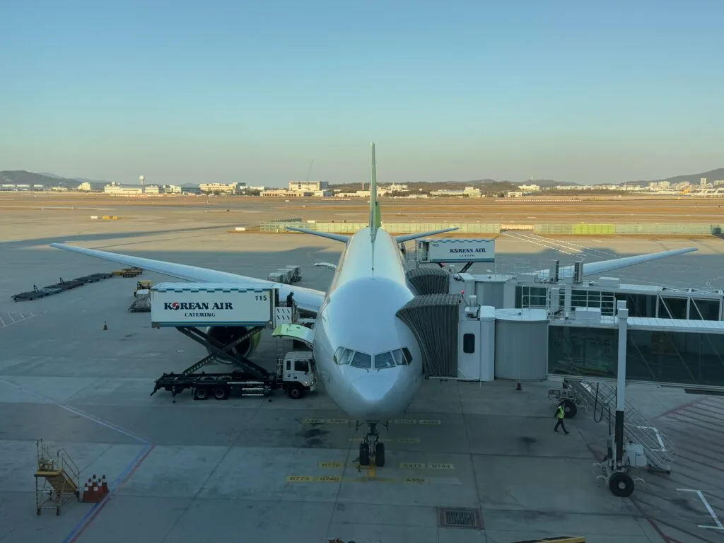 [飛行體驗] 真航空 Jin Air LJ732/LJ265 台北桃園(TPE)-首爾仁川(ICN)-福岡(FUK)