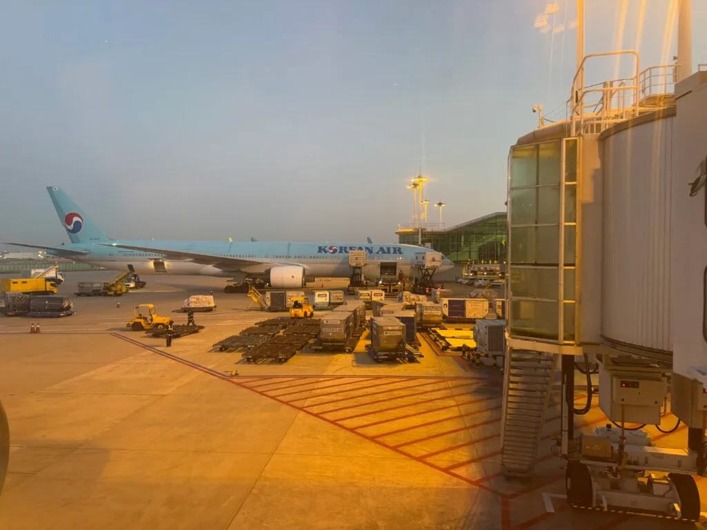 [飛行體驗] 真航空 Jin Air LJ732/LJ265 台北桃園(TPE)-首爾仁川(ICN)-福岡(FUK)