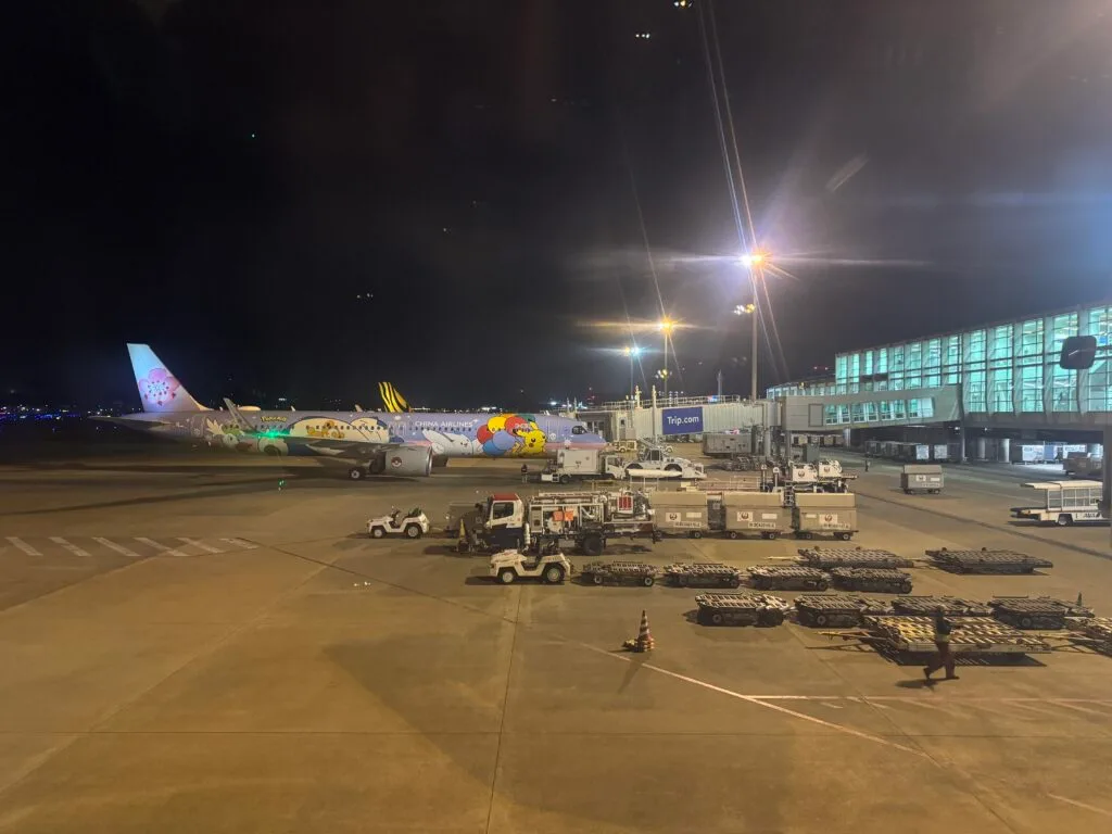 [飛行體驗] 真航空 Jin Air LJ732/LJ265 台北桃園(TPE)-首爾仁川(ICN)-福岡(FUK)