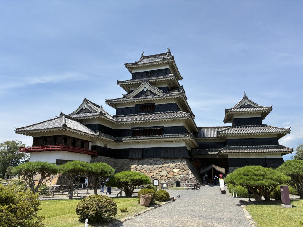 [景點攻略] 日本長野 國寶松本城＆松本市立博物館