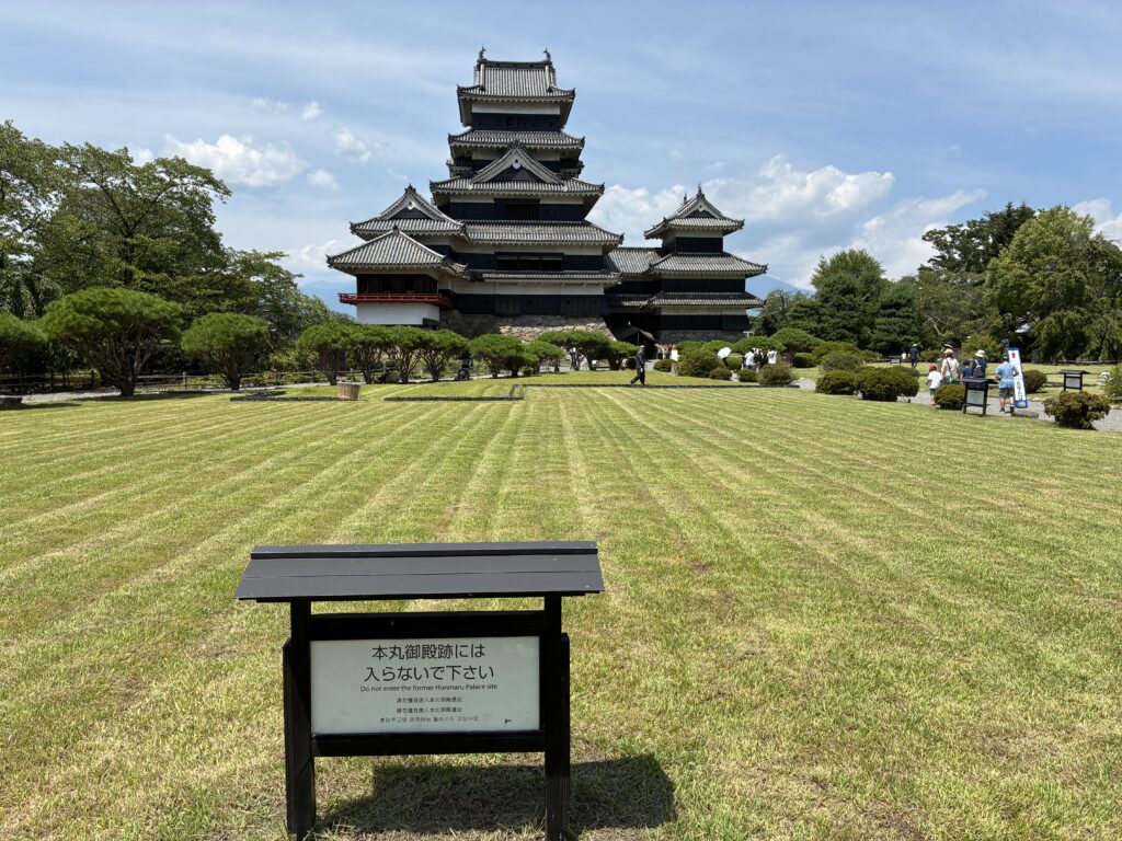 [景點攻略] 日本長野 國寶松本城＆松本市立博物館