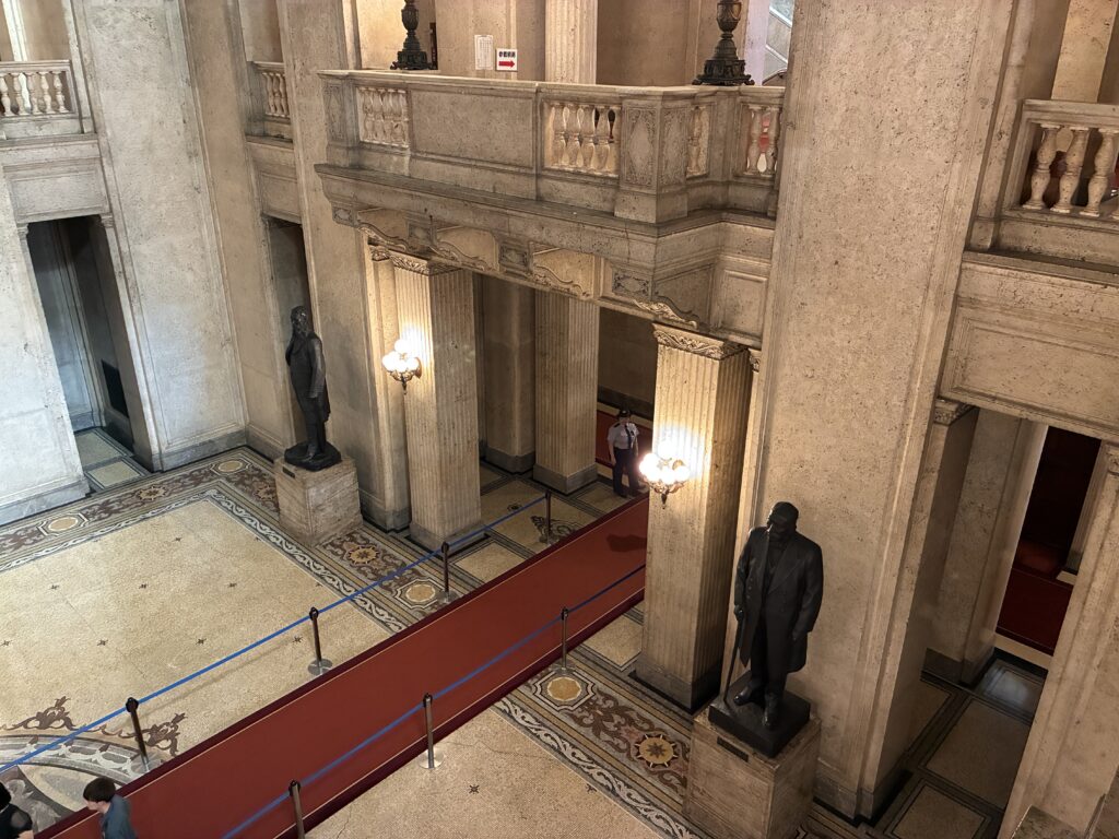 [景點攻略] 日本東京 國會議事堂 眾議院：內部導覽、歷史背景及參觀預約資訊