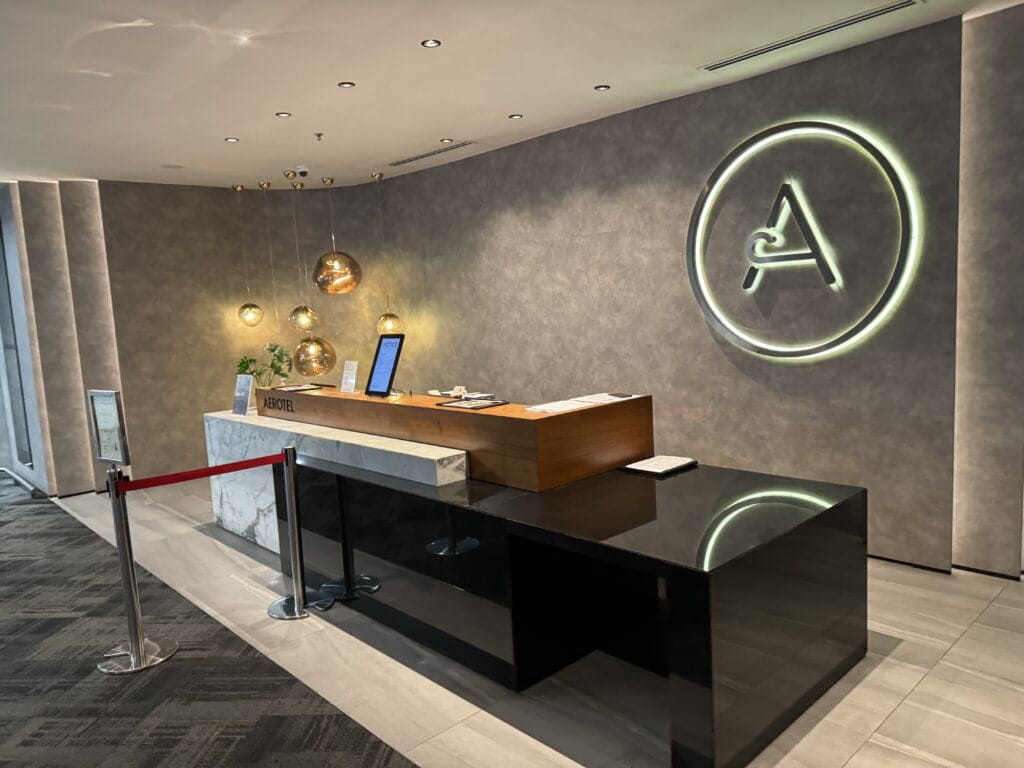 [景點介紹] 馬來西亞 吉隆坡國際機場(KUL)：從餐飲住宿、連外交通到機場觀景台的完整介紹