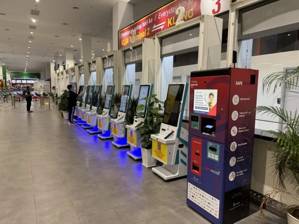 [景點介紹] 馬來西亞 吉隆坡國際機場(KUL)：從餐飲住宿、連外交通到機場觀景台的完整介紹