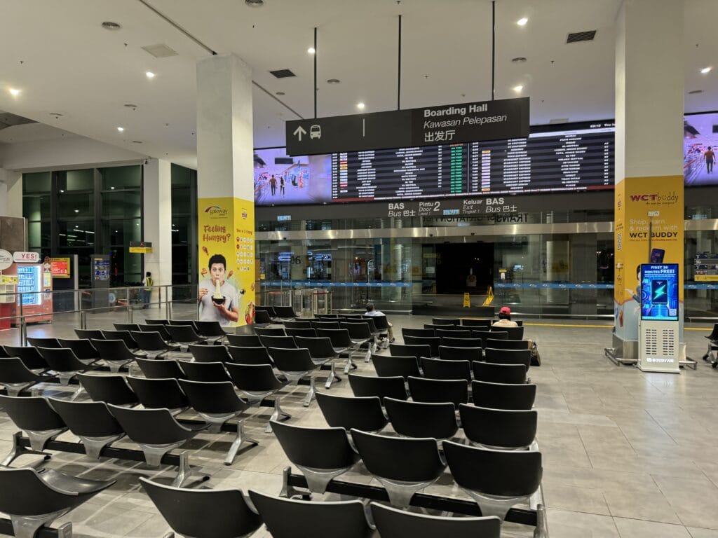 [景點介紹] 馬來西亞 吉隆坡國際機場(KUL)：從餐飲住宿、連外交通到機場觀景台的完整介紹