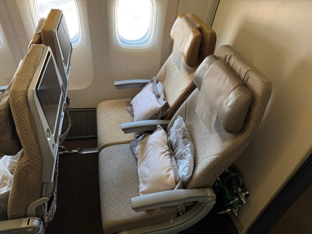 [飛行體驗] 新加坡航空 Singapore Air SQ335/SQ878 巴黎(CDG)-新加坡(SIN)-台北(TPE)