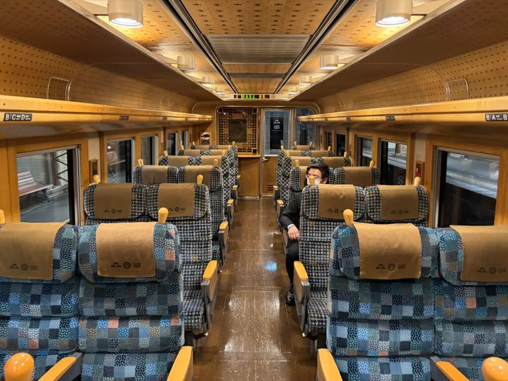 [旅遊交通] 日本京都 天橋立丹後の海觀光列車TANGO NO UMI