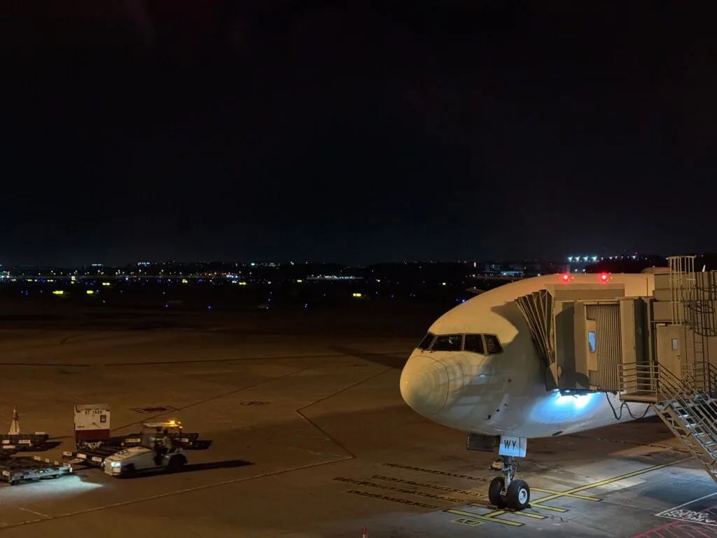 [飛行體驗] 新加坡航空 Singapore Air SQ335/SQ878 巴黎(CDG)-新加坡(SIN)-台北(TPE)