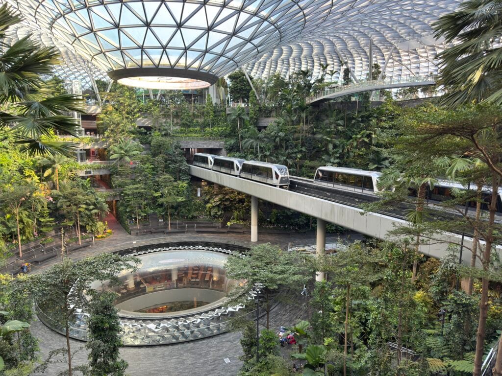 [飛行體驗] 新加坡航空 Singapore Air SQ335/SQ878 巴黎(CDG)-新加坡(SIN)-台北(TPE)