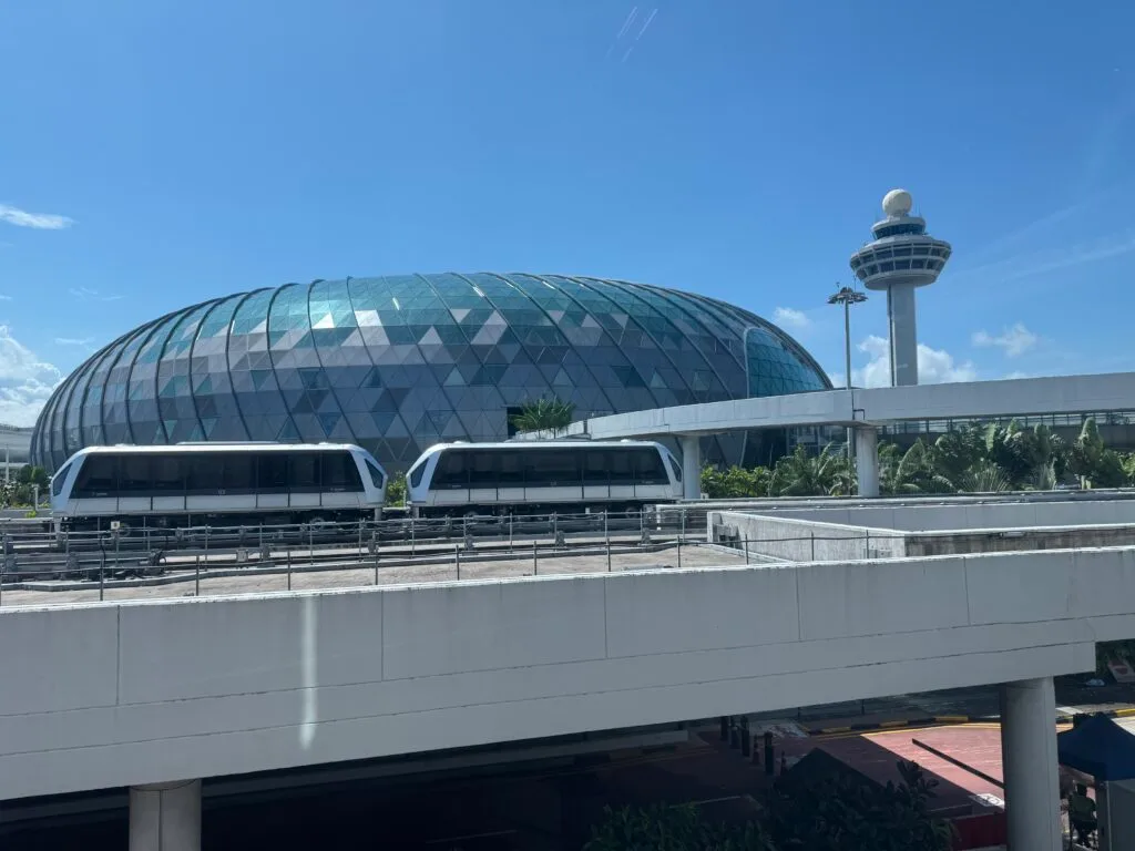 [飛行體驗] 新加坡航空 Singapore Air SQ335/SQ878 巴黎(CDG)-新加坡(SIN)-台北(TPE)