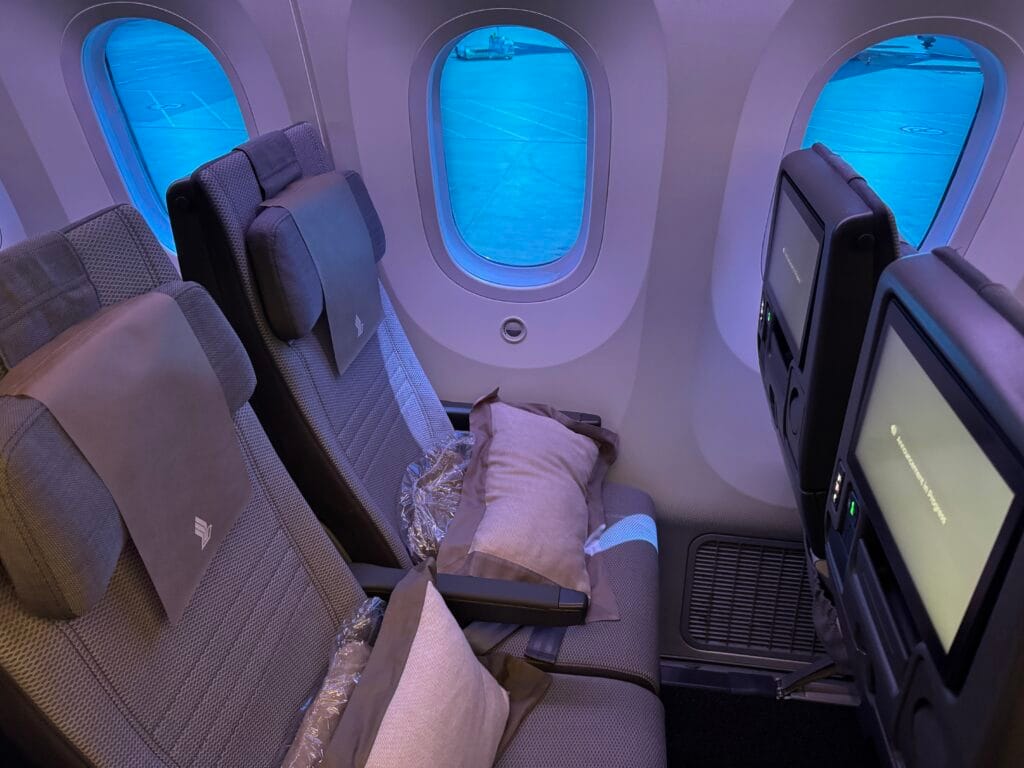 [飛行體驗] 新加坡航空 Singapore Air SQ335/SQ878 巴黎(CDG)-新加坡(SIN)-台北(TPE)