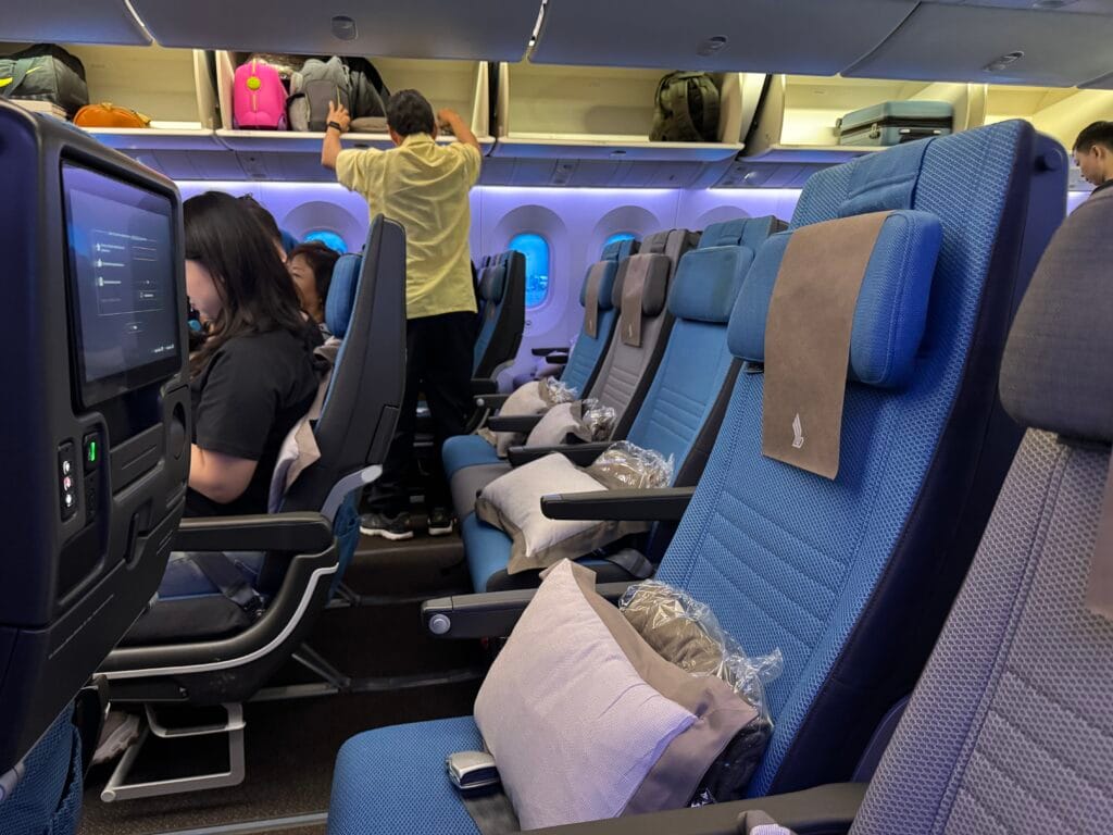 [飛行體驗] 新加坡航空 Singapore Air SQ335/SQ878 巴黎(CDG)-新加坡(SIN)-台北(TPE)