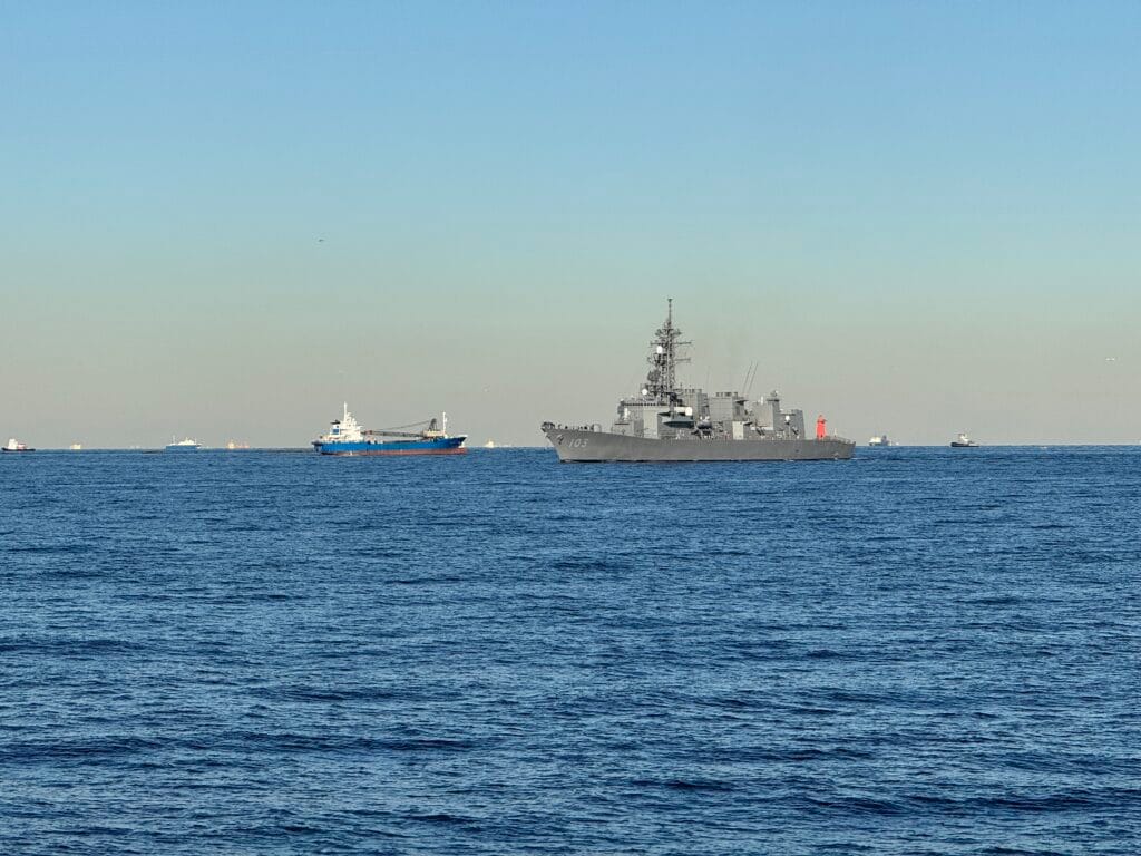 [景點介紹] 日本神奈川 橫須賀軍港巡迴遊船