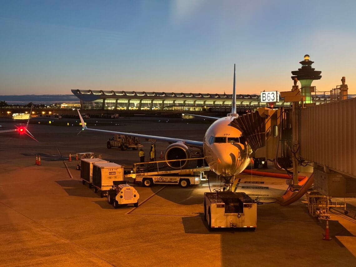 [飛行體驗] 阿拉斯加航空 Alaska Airlines 華盛頓杜勒斯(IAD)-舊金山(SFO)