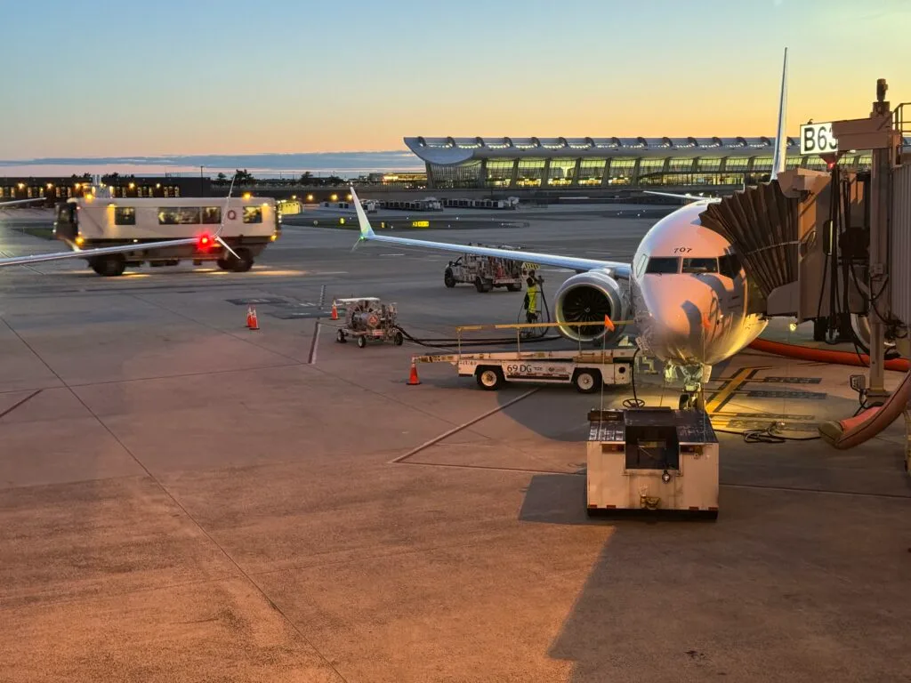 [飛行體驗] 阿拉斯加航空 Alaska Airlines 華盛頓杜勒斯(IAD)-舊金山(SFO)