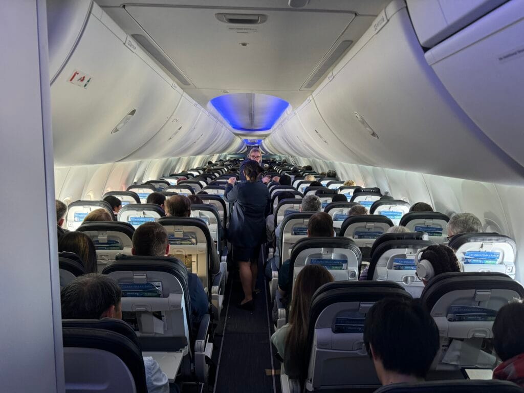 [飛行體驗] 阿拉斯加航空 Alaska Airlines 華盛頓杜勒斯(IAD)-舊金山(SFO)