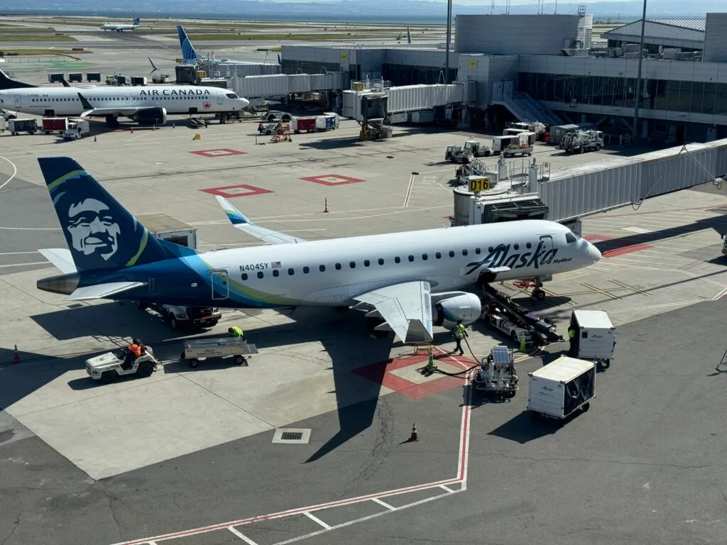 [飛行體驗] 阿拉斯加航空 Alaska Airlines 華盛頓杜勒斯(IAD)-舊金山(SFO)