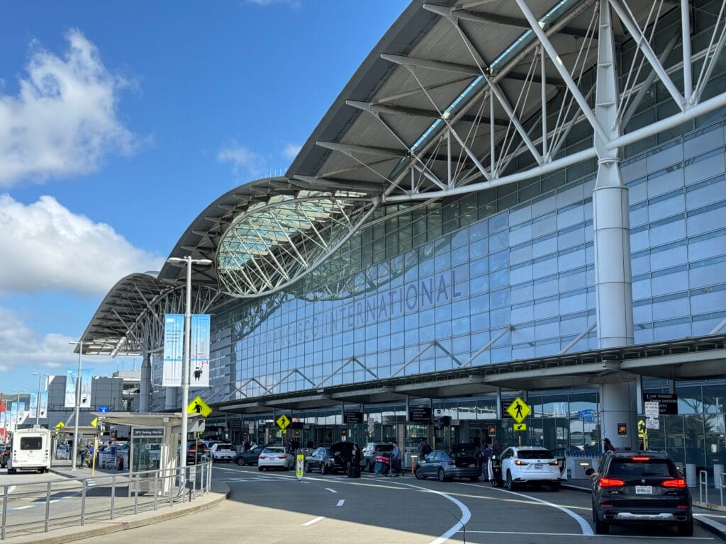 [飛行體驗] 阿拉斯加航空 Alaska Airlines 華盛頓杜勒斯(IAD)-舊金山(SFO)