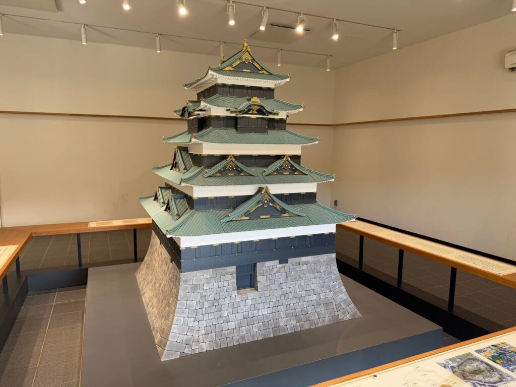 [景點介紹] 日本東京 皇居東御苑：江戶城遺跡