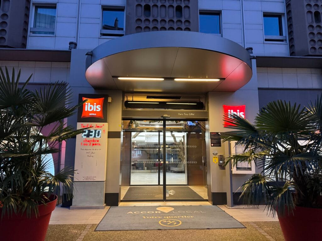 [旅遊住宿] 法國巴黎 宜必思巴黎15區艾菲爾鐵塔酒店 價格、體驗