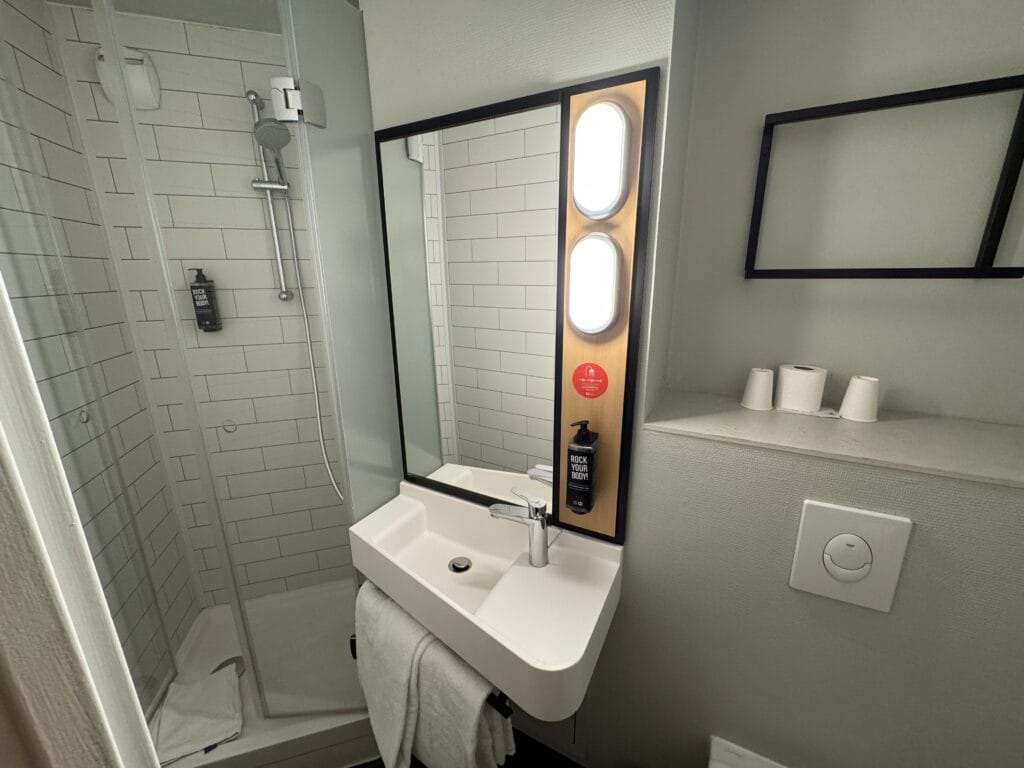 [旅遊住宿] 法國巴黎 宜必思巴黎15區艾菲爾鐵塔酒店 價格、體驗