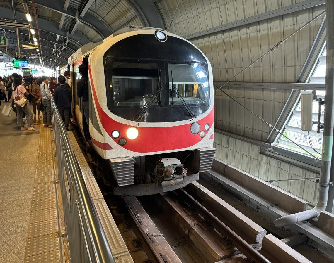 [旅遊交通] 泰國曼谷 素萬那普機場(BKK) 機場輕軌 Airport Rail Link 搭乘教學